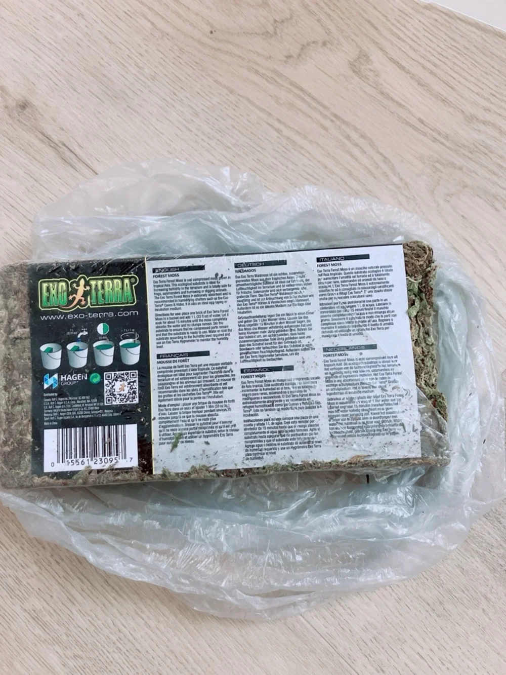 Retile/Exotic Starter Kit: Reptile Feeding Box, Coco Husk, Forrest Moss